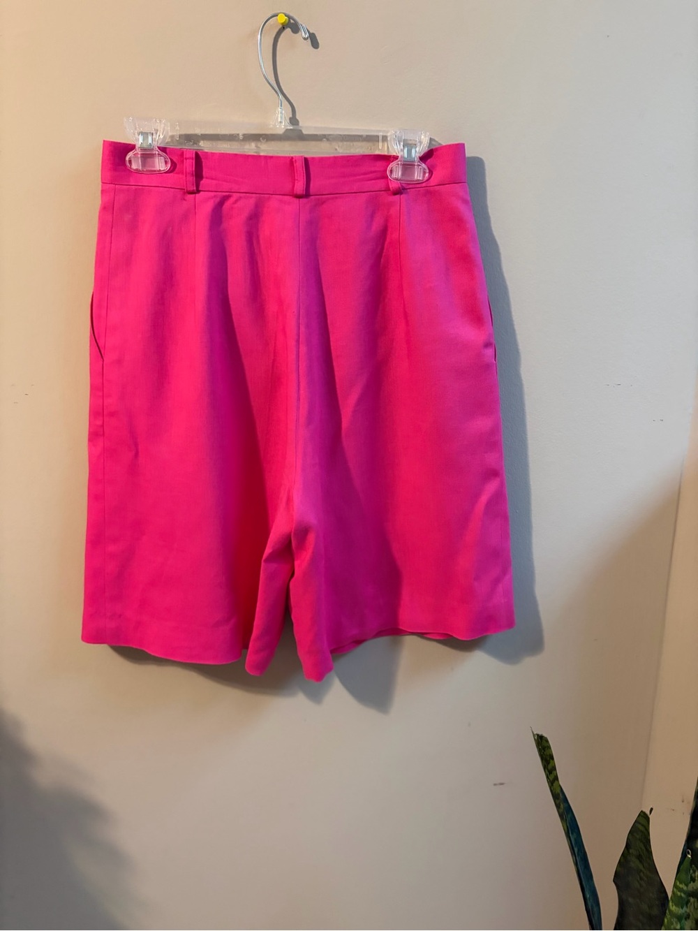 Vintage Women’s High-Waist Hot Pink Tailored Shorts - Picture 3 of 3